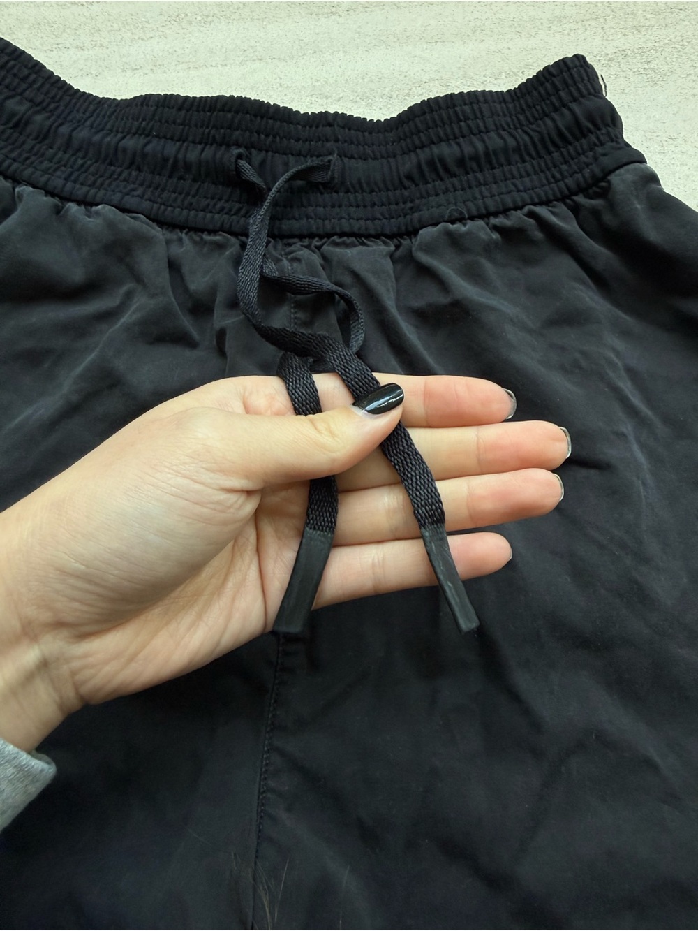Lululemon Feeling Femme Short 5" - Black Long Shorts Activewear Soft Tencel 4 - Picture 3 of 7